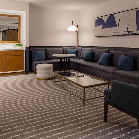 Cambria Hotel Boston Somerville Exteriör bild
